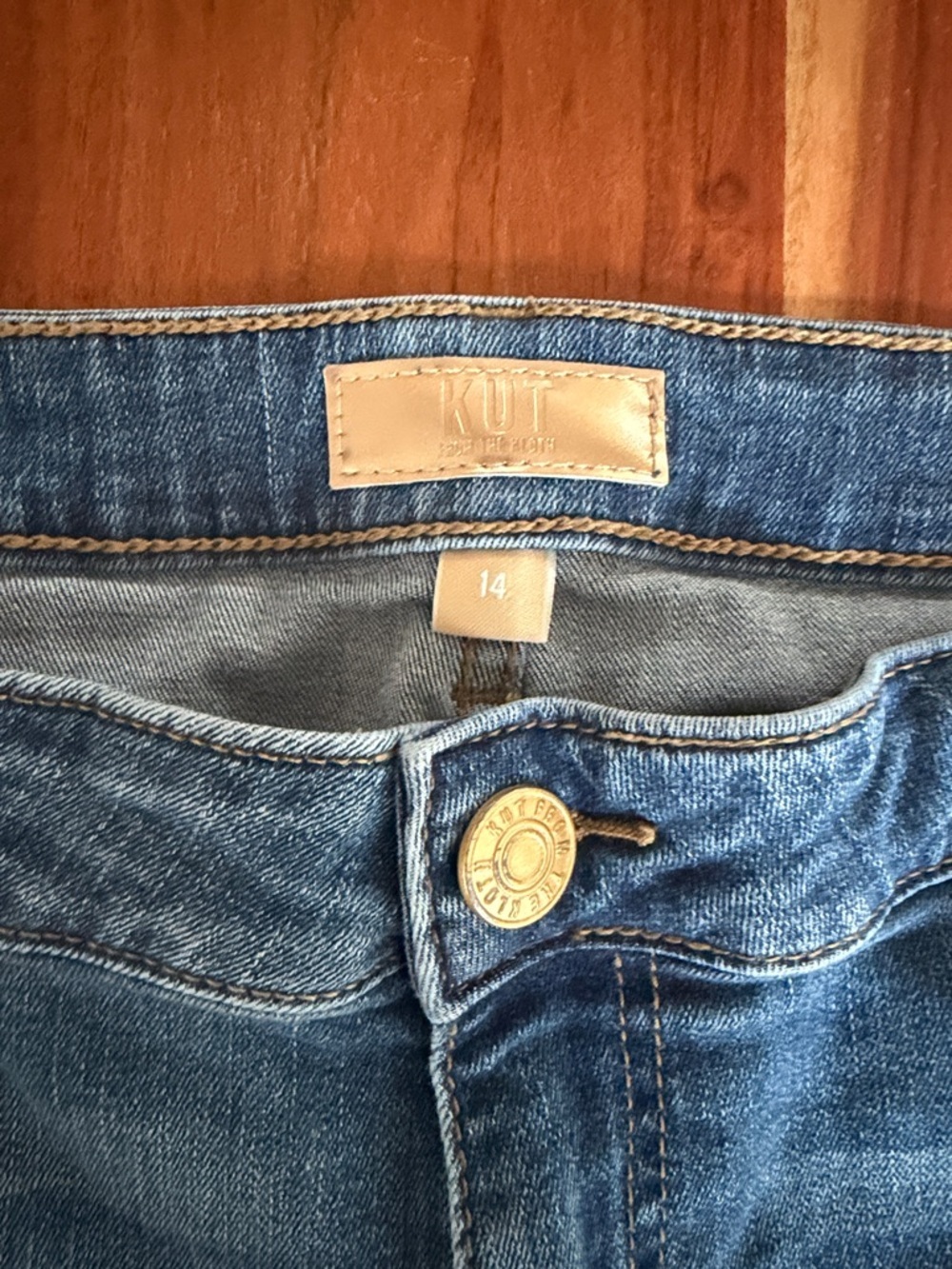 Kut from the Kloth Catherine Boyfriend Jeans - Picture 10 of 11